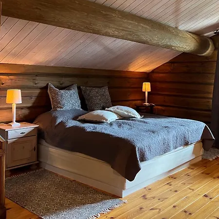 B&B 