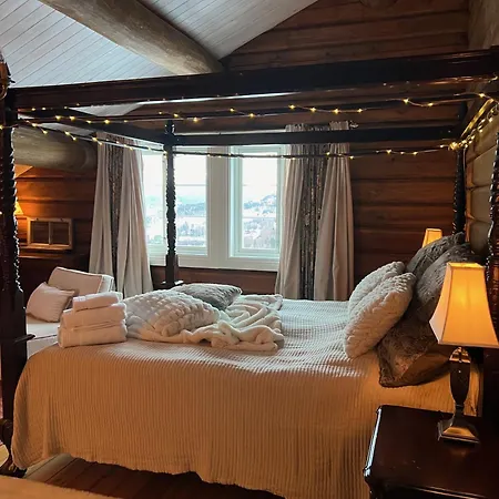 B&B 